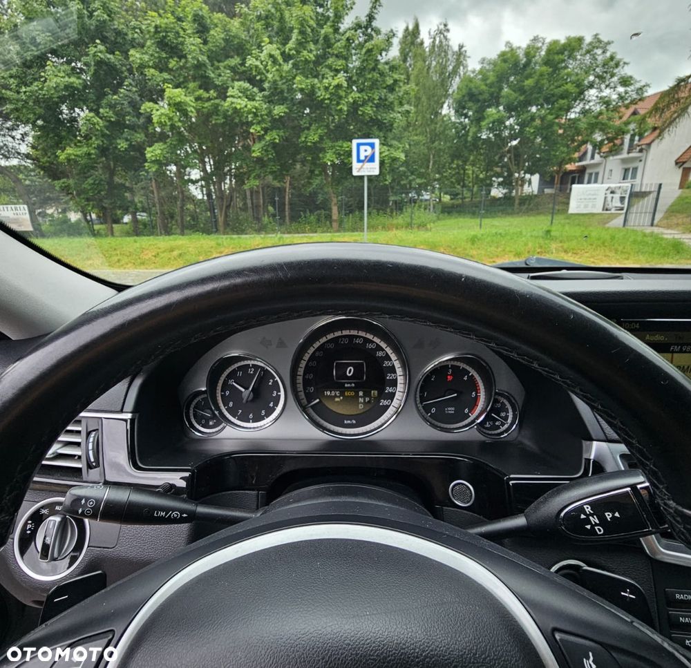 Mercedes-Benz Klasa E 350 CDI BlueEff Avantgarde - 13