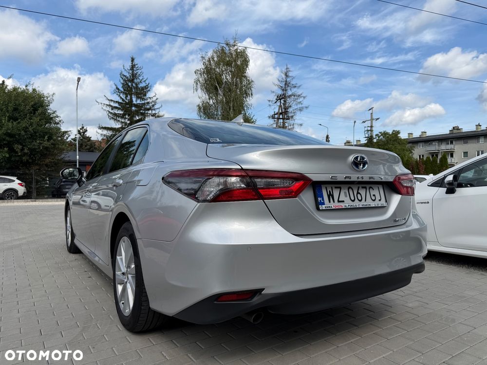 Toyota Camry 2.5 Hybrid Comfort CVT - 5