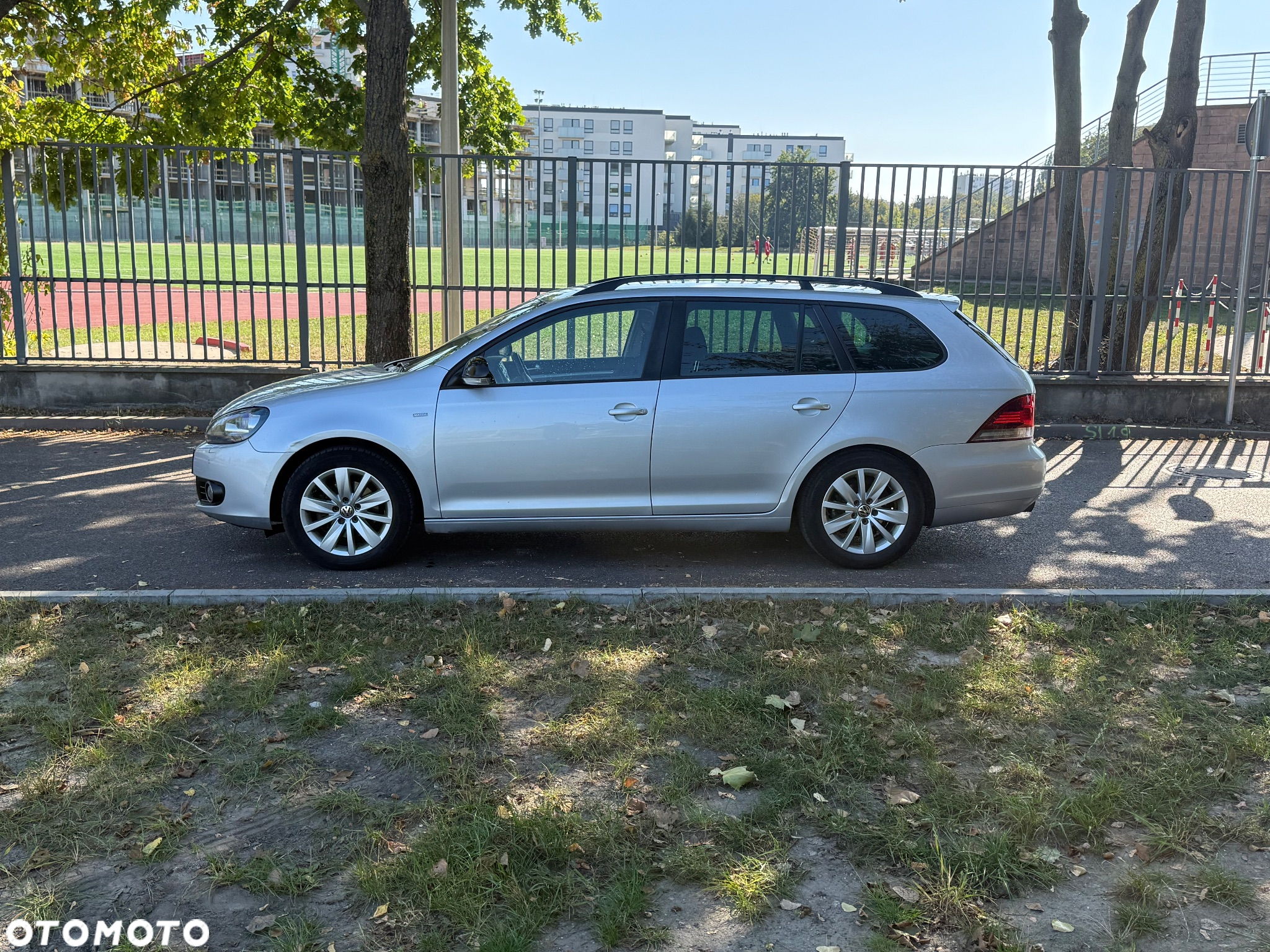 Volkswagen Golf - 2