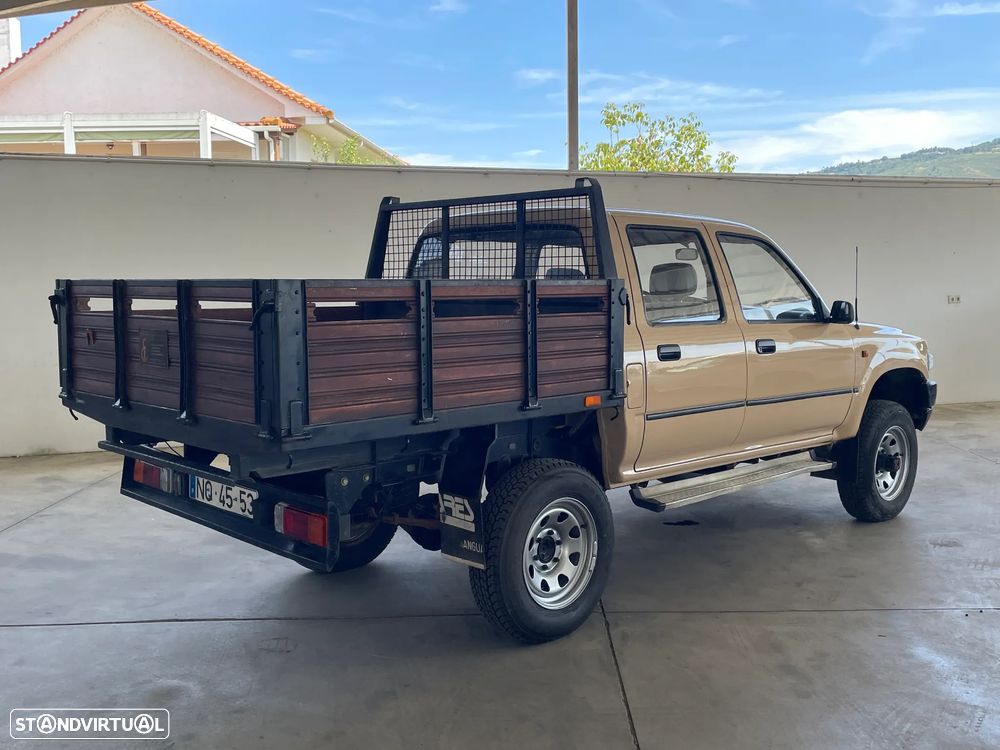 Toyota HILUX 2.4 D 4x4 C/DUPLA - 5