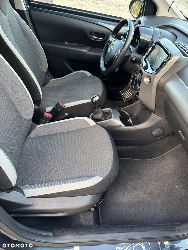 Toyota Aygo 1.0 VVT-i Color Edition - 12