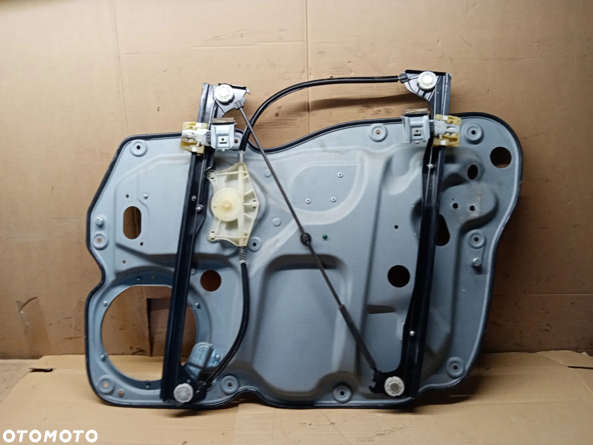 Mechanizm podnośnik szyby lewy przód manualny VW Caddy III 2K1837751AG 1T0837755F - 5