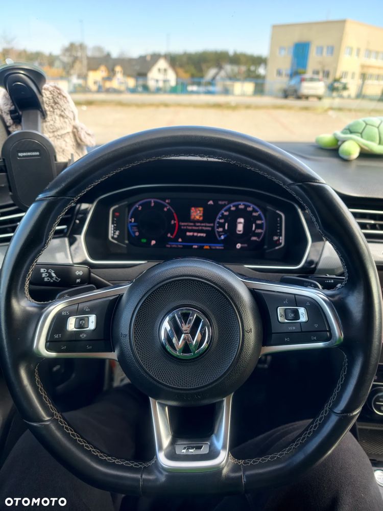 Volkswagen Arteon 2.0 TDI SCR DSG R-Line - 19