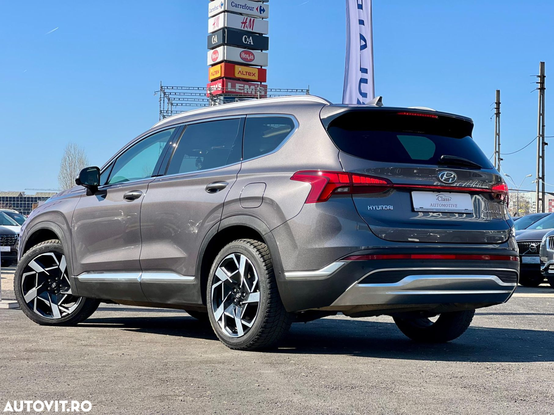 Hyundai Santa Fe - 5