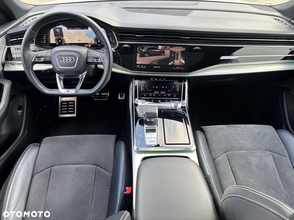 Audi Q8 - 10