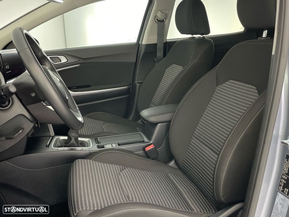 Kia XCeed 1.0 T-GDI Dynamic - 18