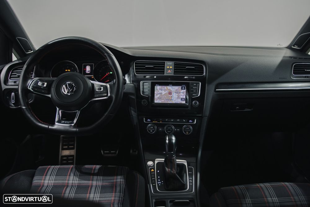 VW Golf GTI BlueMotion DSG - 9