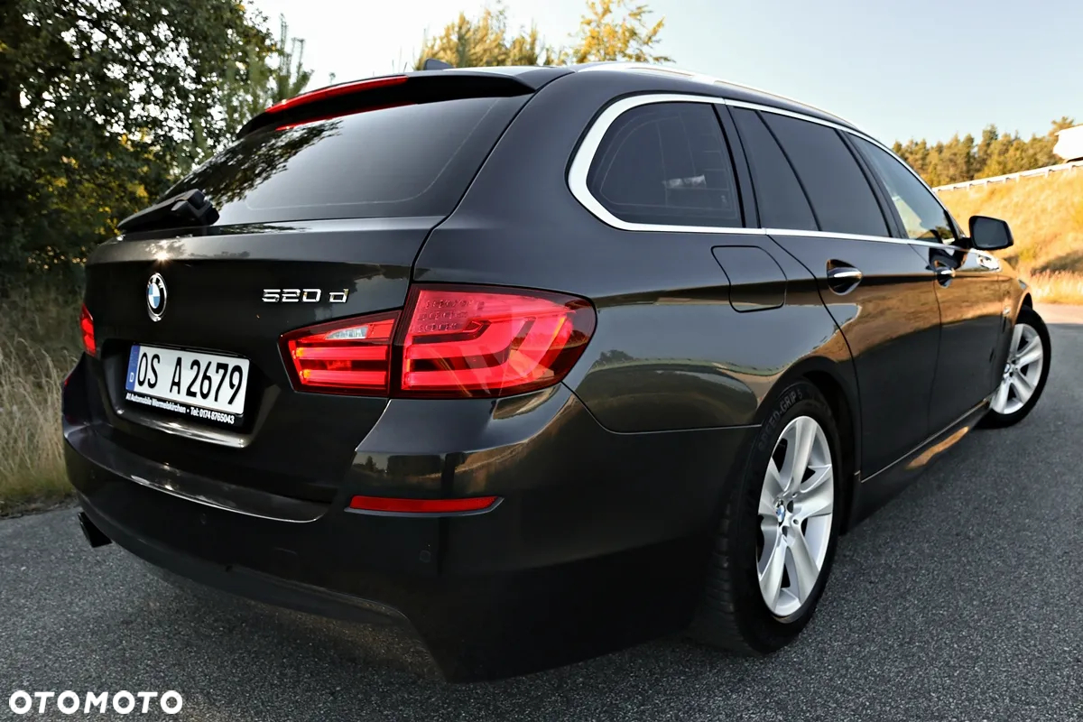 BMW Seria 5 520d Touring Luxury Line - 21