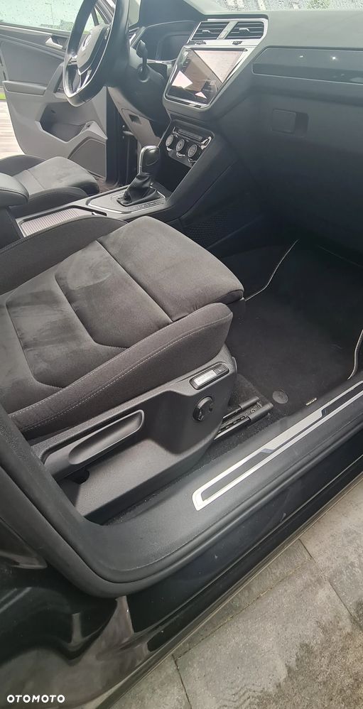 Volkswagen Tiguan - 8