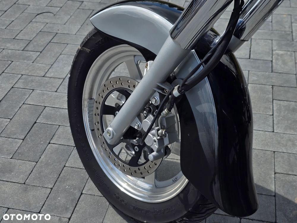 Hyosung GV - 27