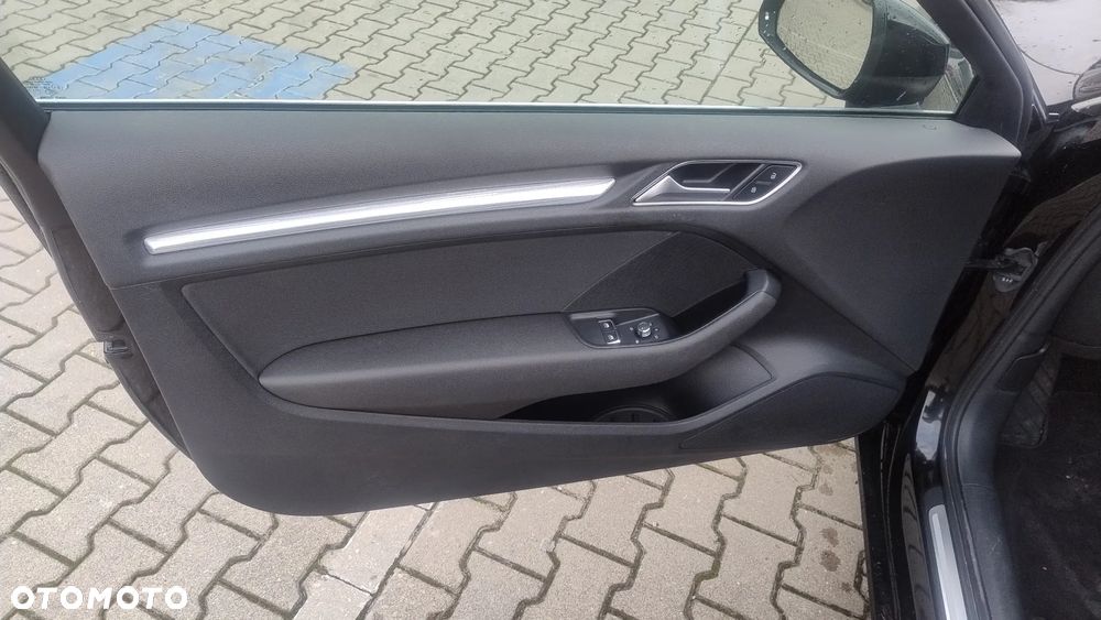 Audi A3 3-drzwiowe 1.6 TDI S tronic sport - 9