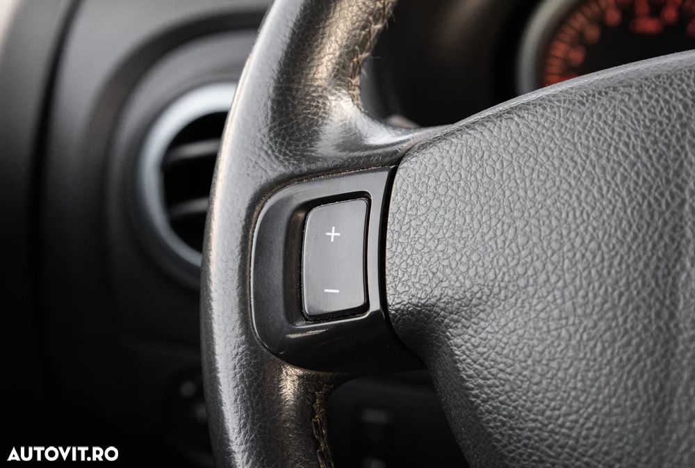 Dacia Lodgy dCi 110 Stepway Celebration - 25