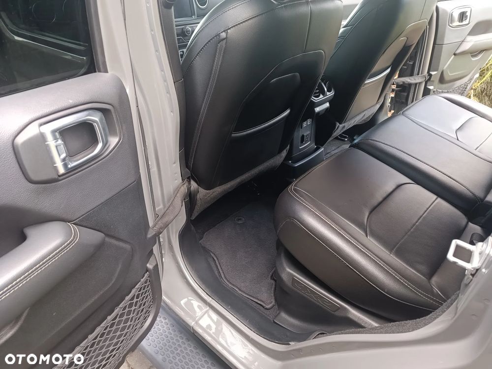 Jeep Wrangler Unlimited 2.0 Turbo PHEV 4xe Sahara - 13