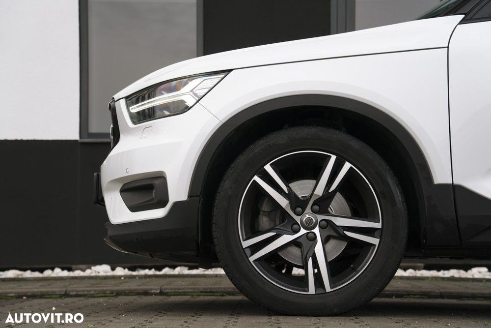 Volvo XC 40 D4 AWD R-Design - 8
