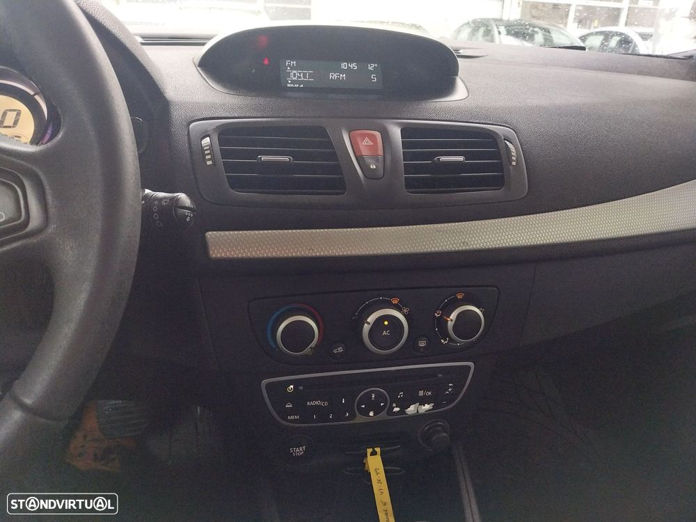 Renault Mégane Sport Tourer 1.5 dCi Dynamique - 7