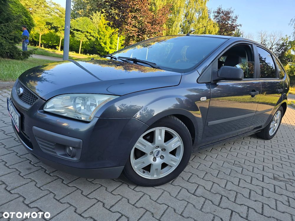Ford Focus 1.6 Ambiente - 11