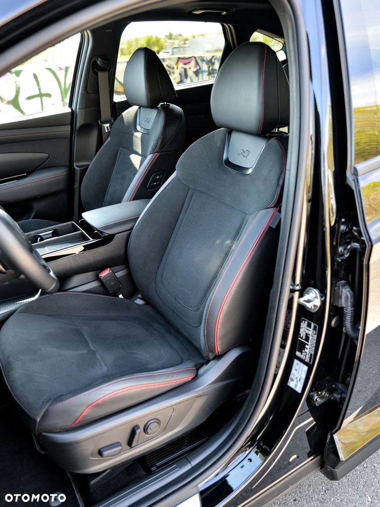 Hyundai Tucson 1.6 T-GDi HEV N-Line 4WD - 26