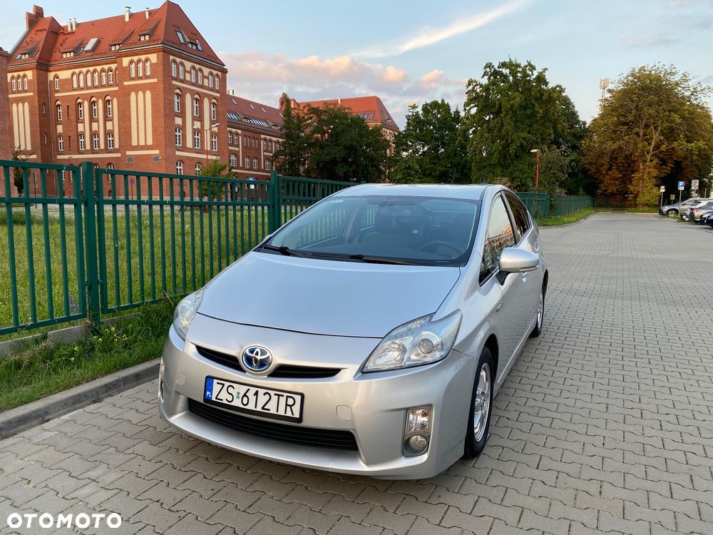 Toyota Prius - 2