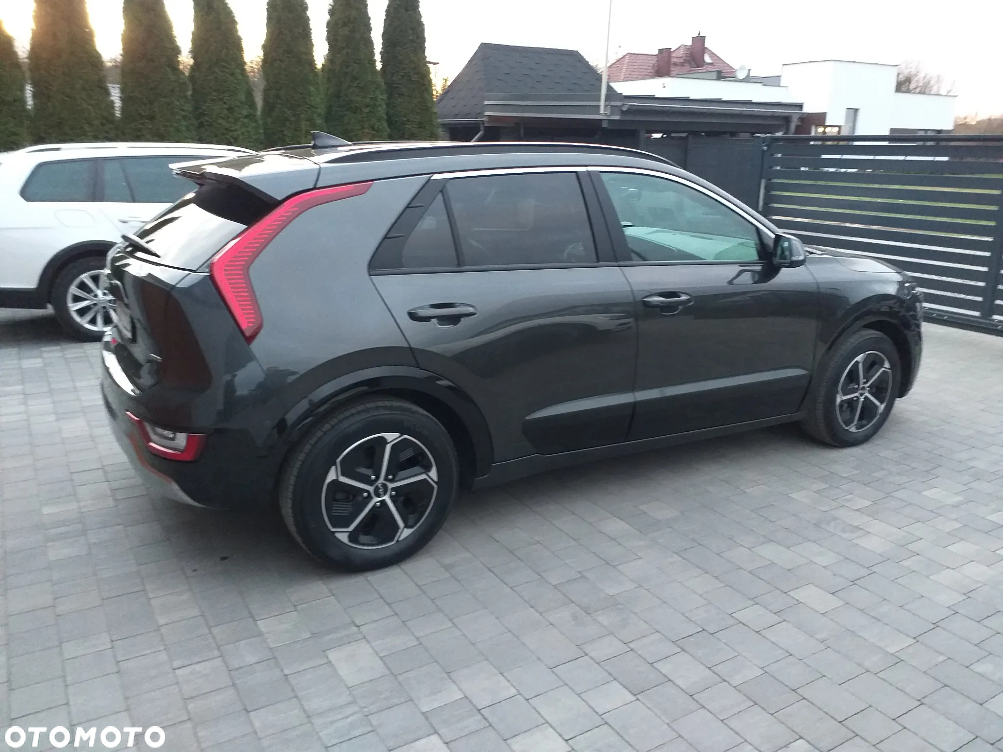 Kia Niro 1.6 GDI Plug-in Hybrid L Business Line - 11