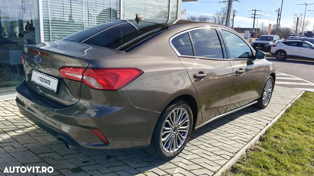Ford Focus 1.0 EcoBoost Titanium Business - 6