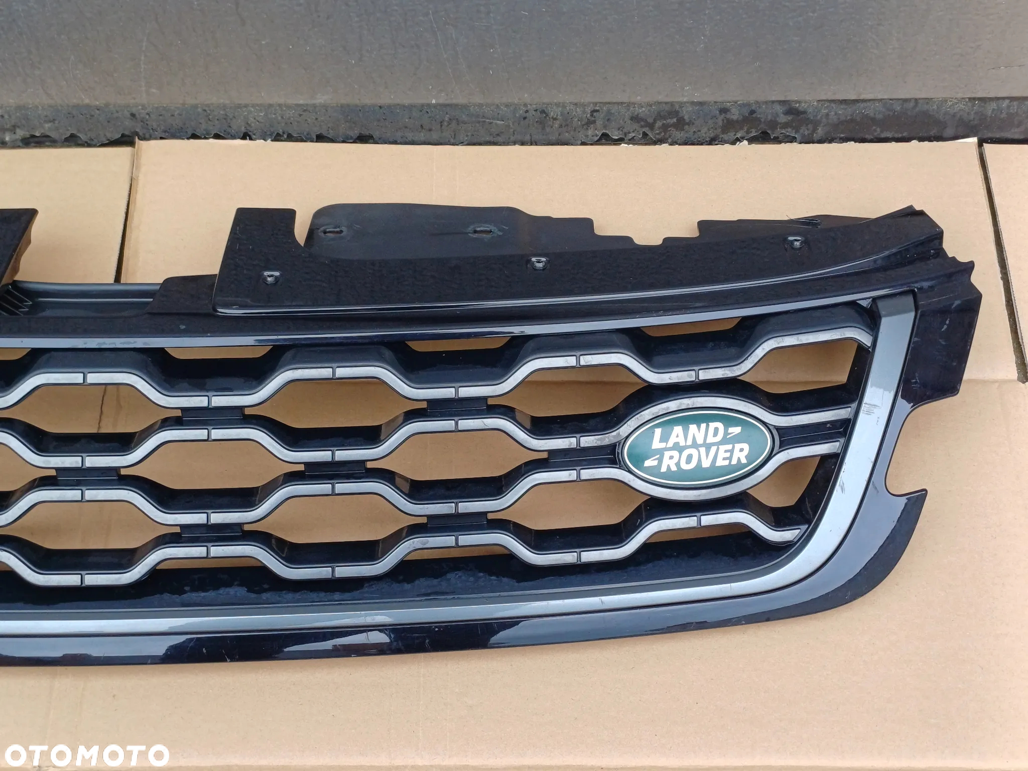 RANGE ROVER EVOQUE L551 Grill atrapa K8D2-8C436-A - 2