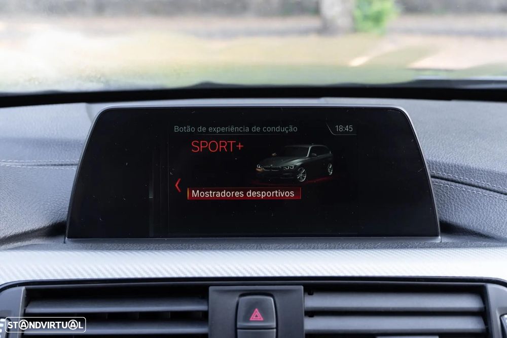BMW 318 d Pack Desportivo M Auto - 17