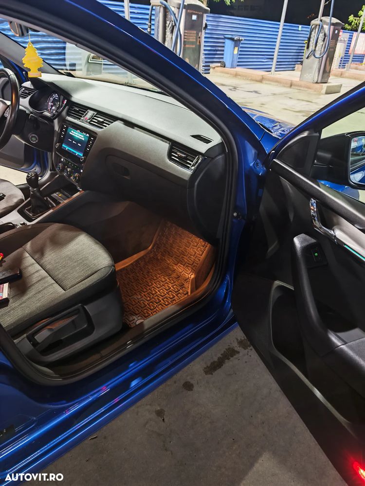 Skoda Octavia 1.5 TSI Style - 4
