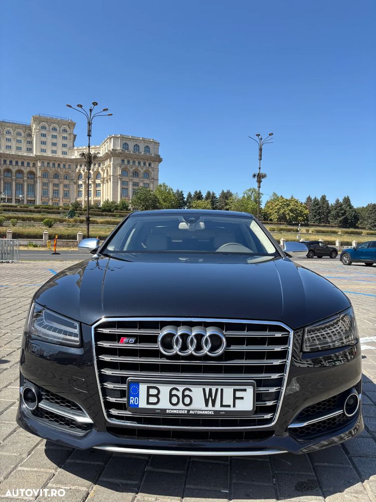 Audi S8 Plus 4.0 TFSI quattro Tiptronic - 14