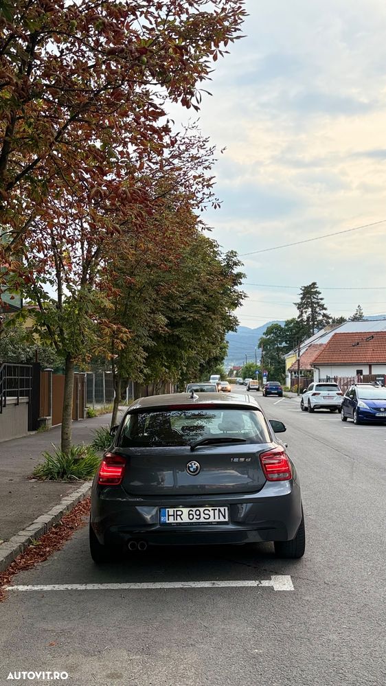 BMW Seria 1 125d Aut. Sport Line - 4