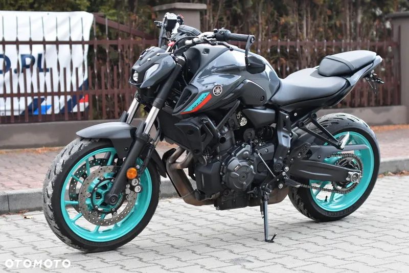Yamaha MT - 20