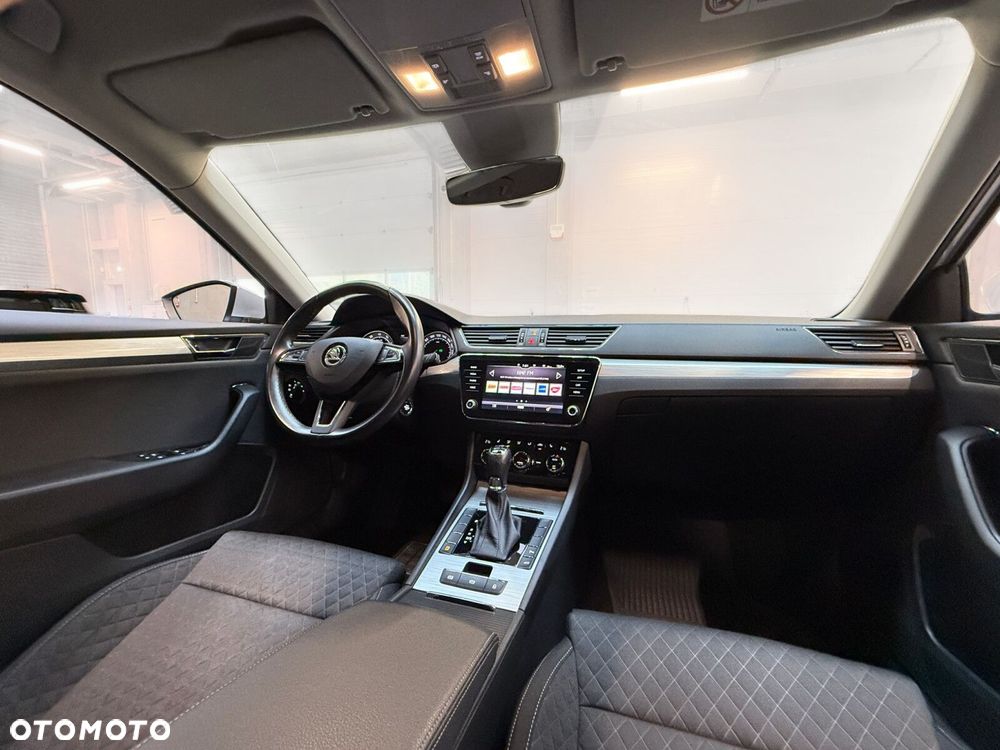 Skoda Superb 1.5 TSI Ambition DSG - 29