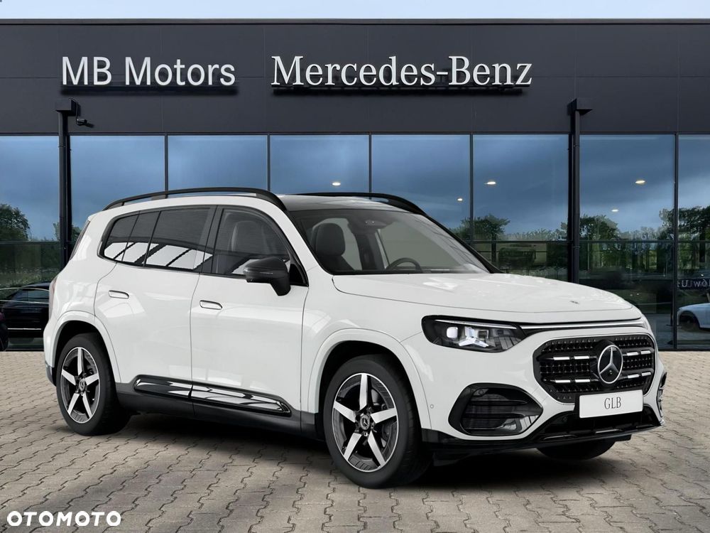 Mercedes-Benz GLB - 4