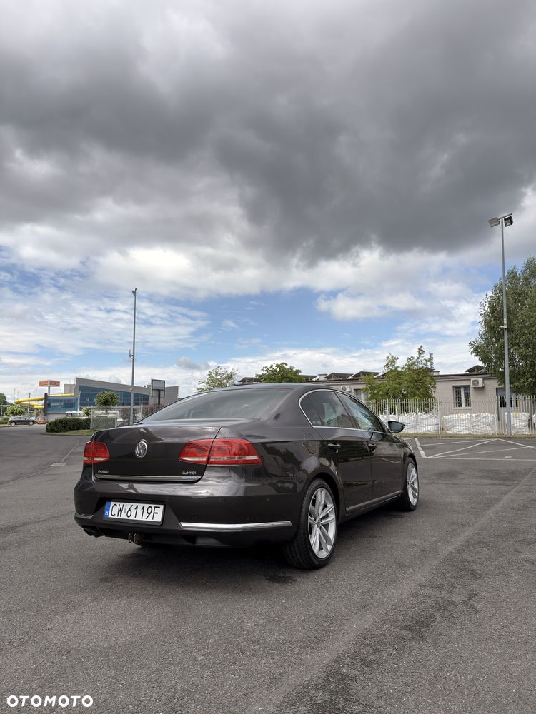 Volkswagen Passat 2.0 TDI DPF Highline DSG - 4