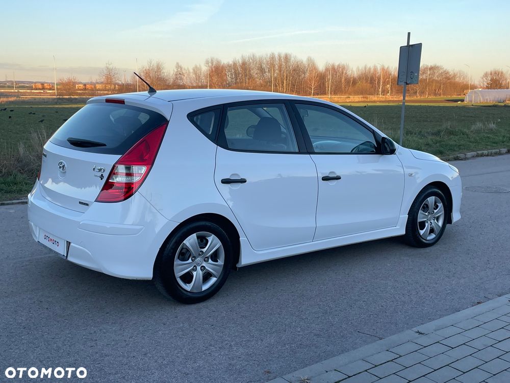 Hyundai i30 1.6 CRDi Blue Classic - 32