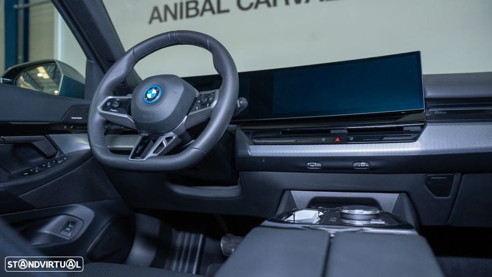 BMW 530 e Pack Desportivo M - 6