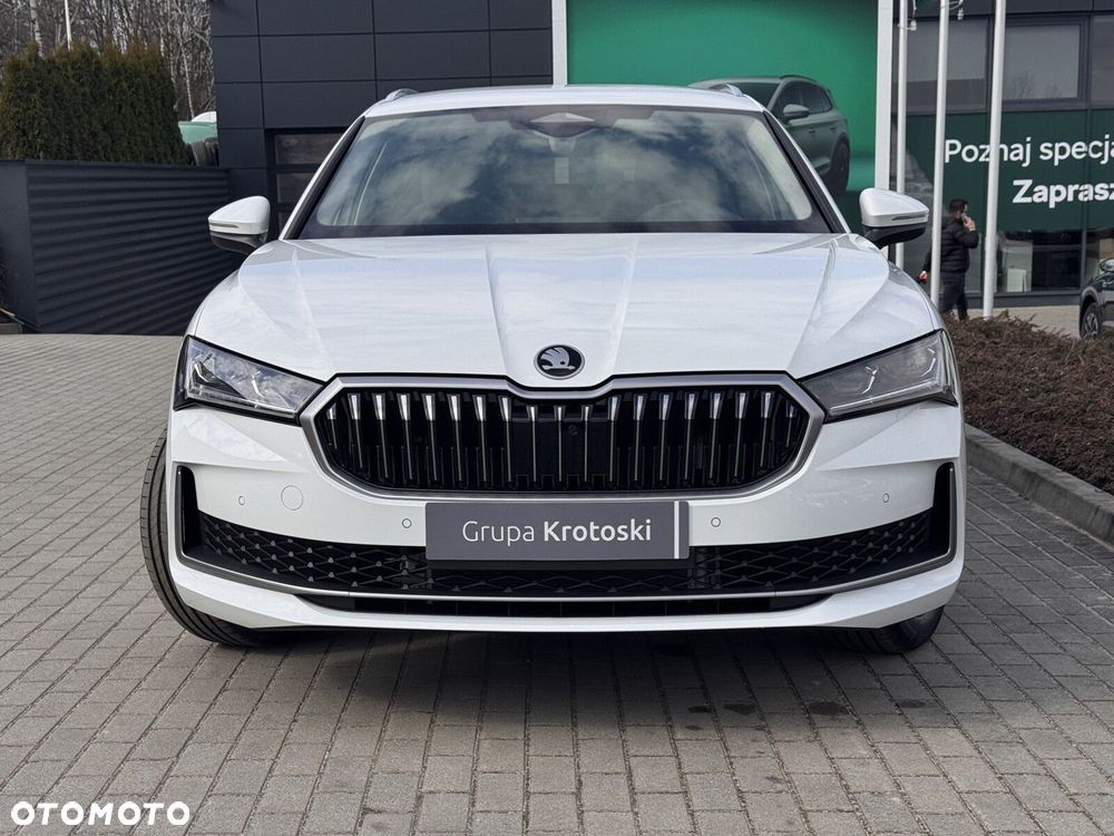 Skoda Superb 2.0 TDI SCR 4x4 Drive DSG - 2