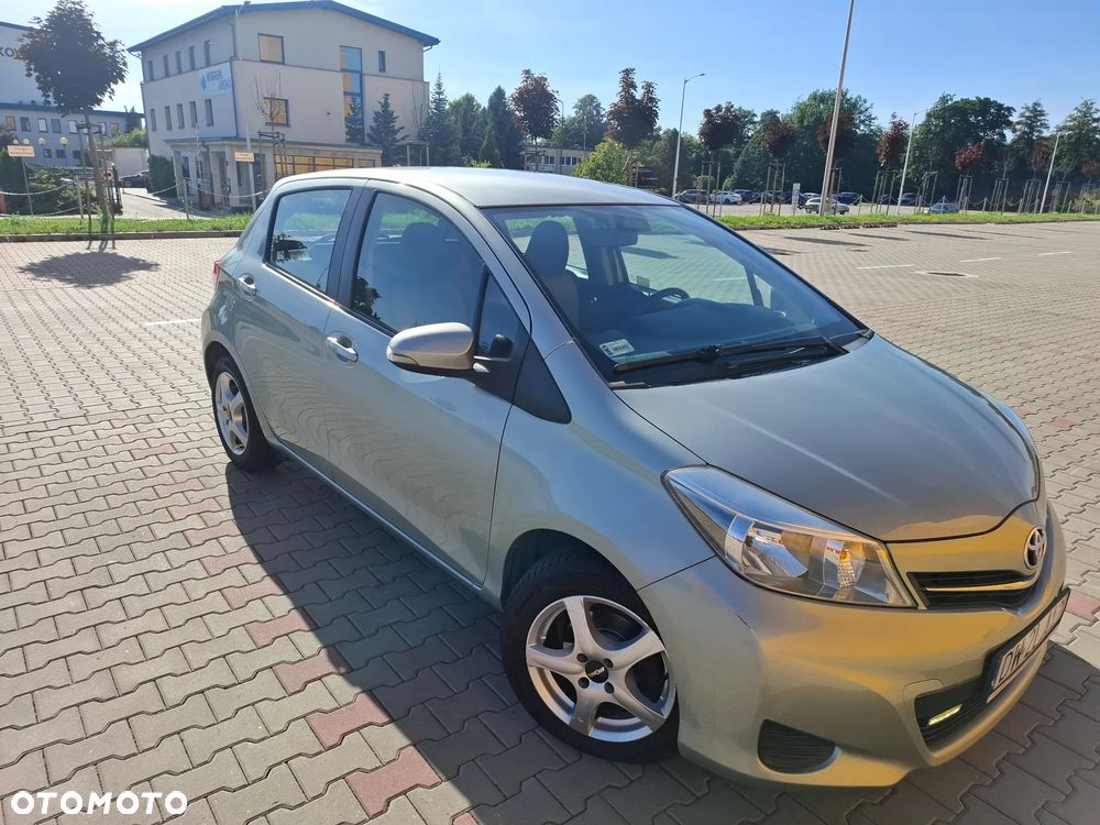 Toyota Yaris 1.33 Prestige - 5