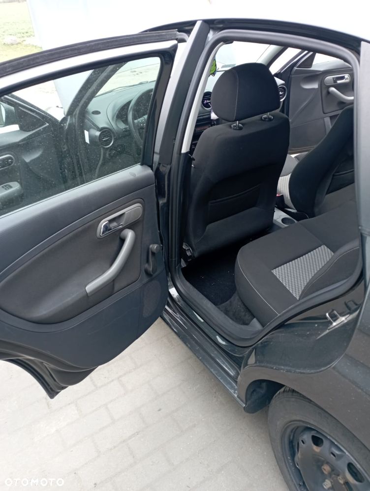 Seat Ibiza 1.4 16V Style - 11