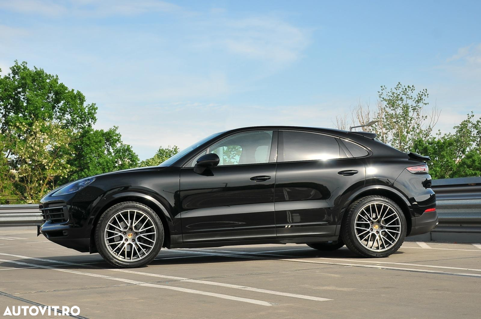 Porsche Cayenne Coupe - 3