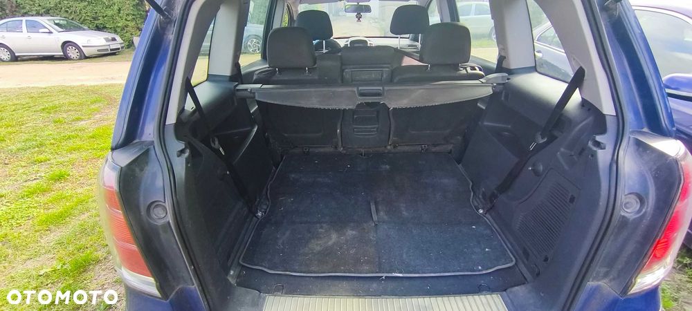 Opel Zafira - 4