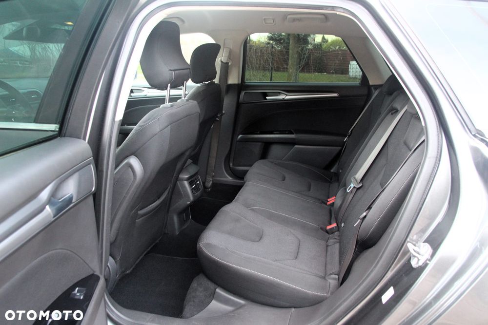 Ford Mondeo 1.6 TDCi ECOnetic Start-Stopp Titanium - 29