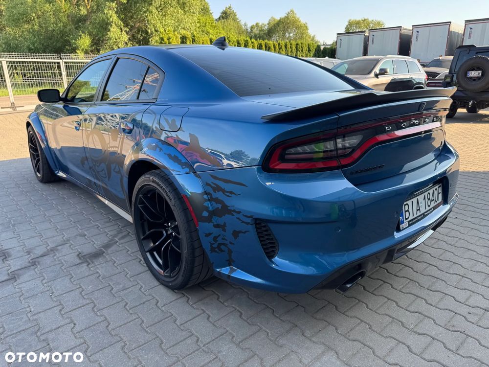 Dodge Charger - 8