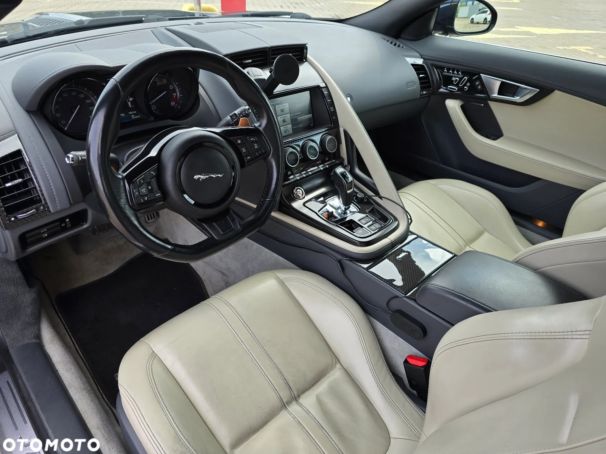 Jaguar F-Type Coupe S - 13
