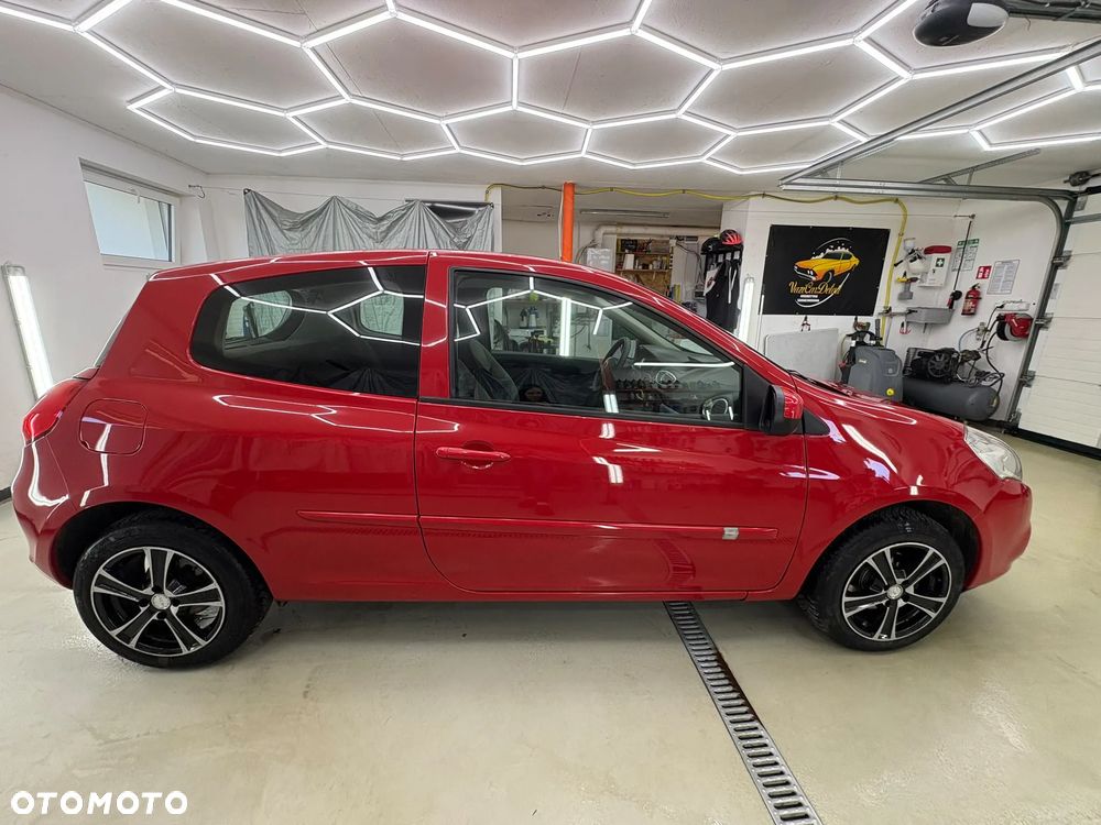 Renault Clio - 5