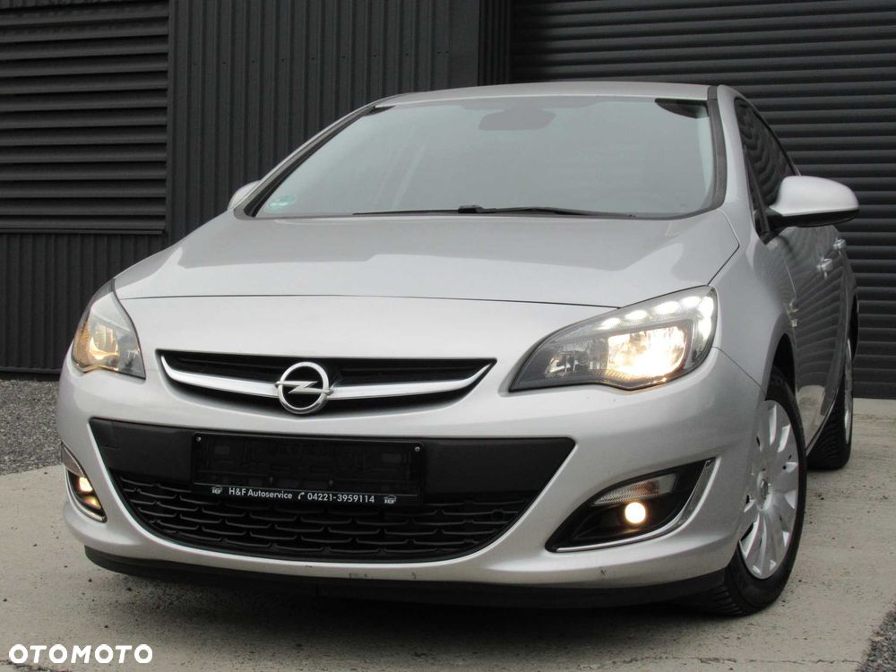 Opel Astra - 1