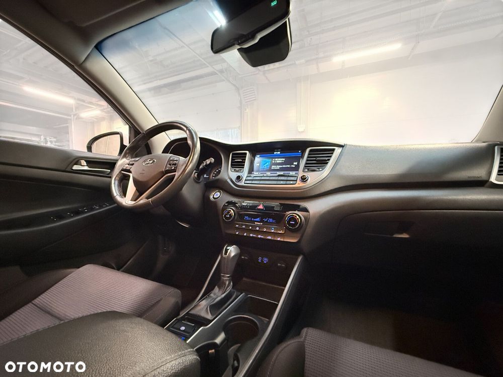 Hyundai Tucson 1.7 CRDI BlueDrive Style 2WD DCT - 28