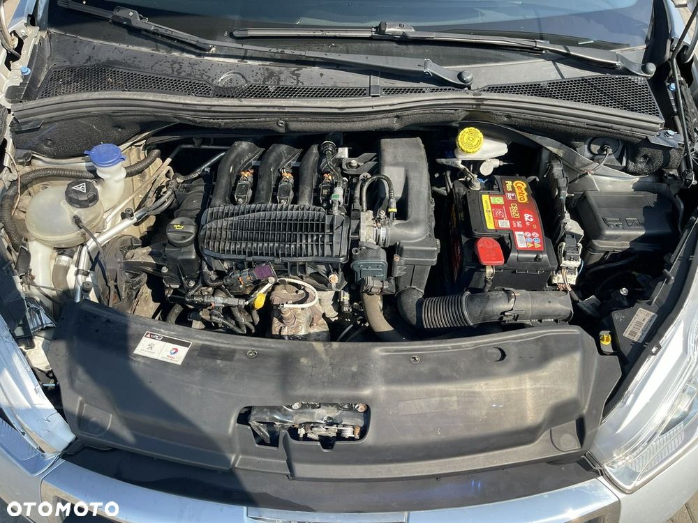 Peugeot 208 1.2 VTi Style - 14