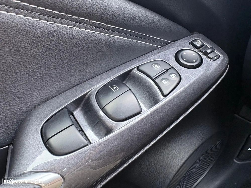 Nissan Juke 1.6 Hybrid N-Connecta - 34