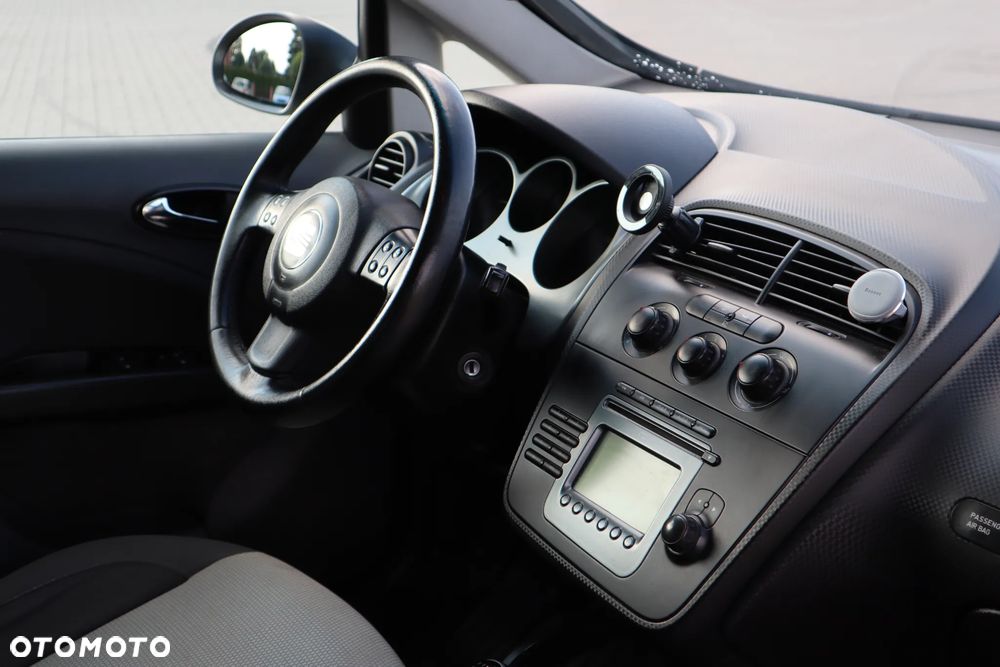 Seat Altea 1.6 Reference - 11