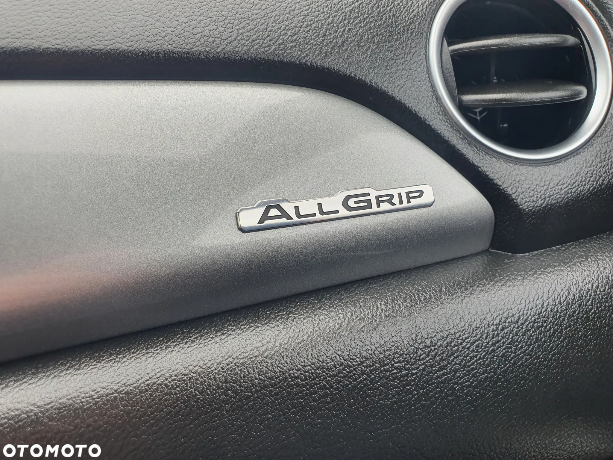 Suzuki Vitara 1.6 (4x4) Allgrip Comfort+ - 26